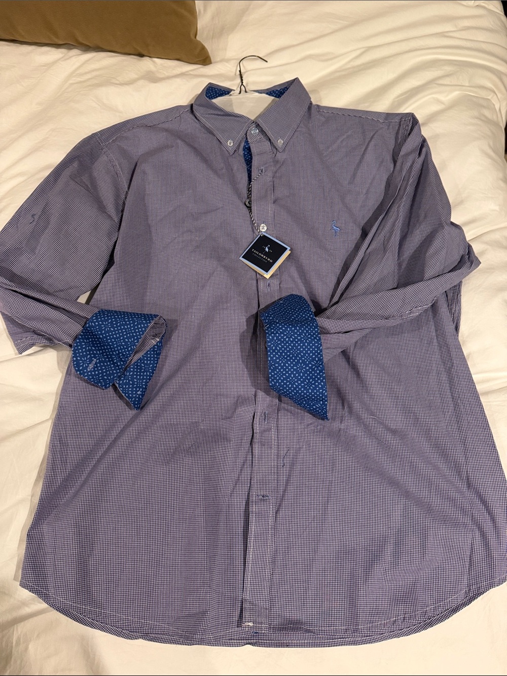 Nwt tailorbyrd Men's Button-Down Shirt in Blue with Contrast Cuffs